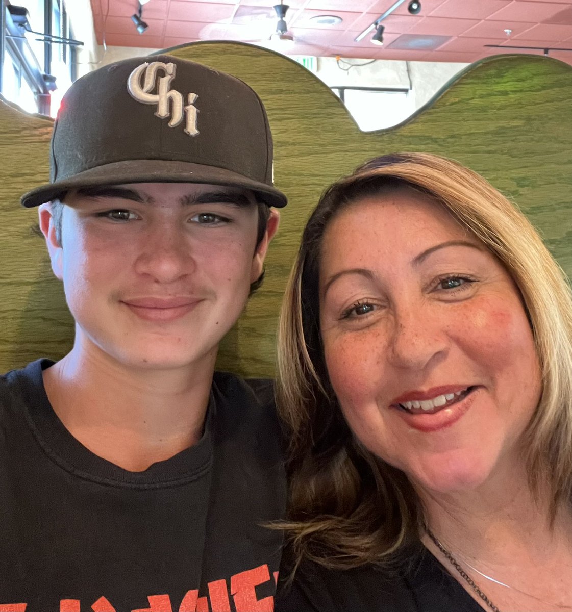 yobears5's tweet photo. Happy 15th Chubbs!!!!  Time flies!  So proud to be your Mom!!! https://t.co/5grpAPqLf3