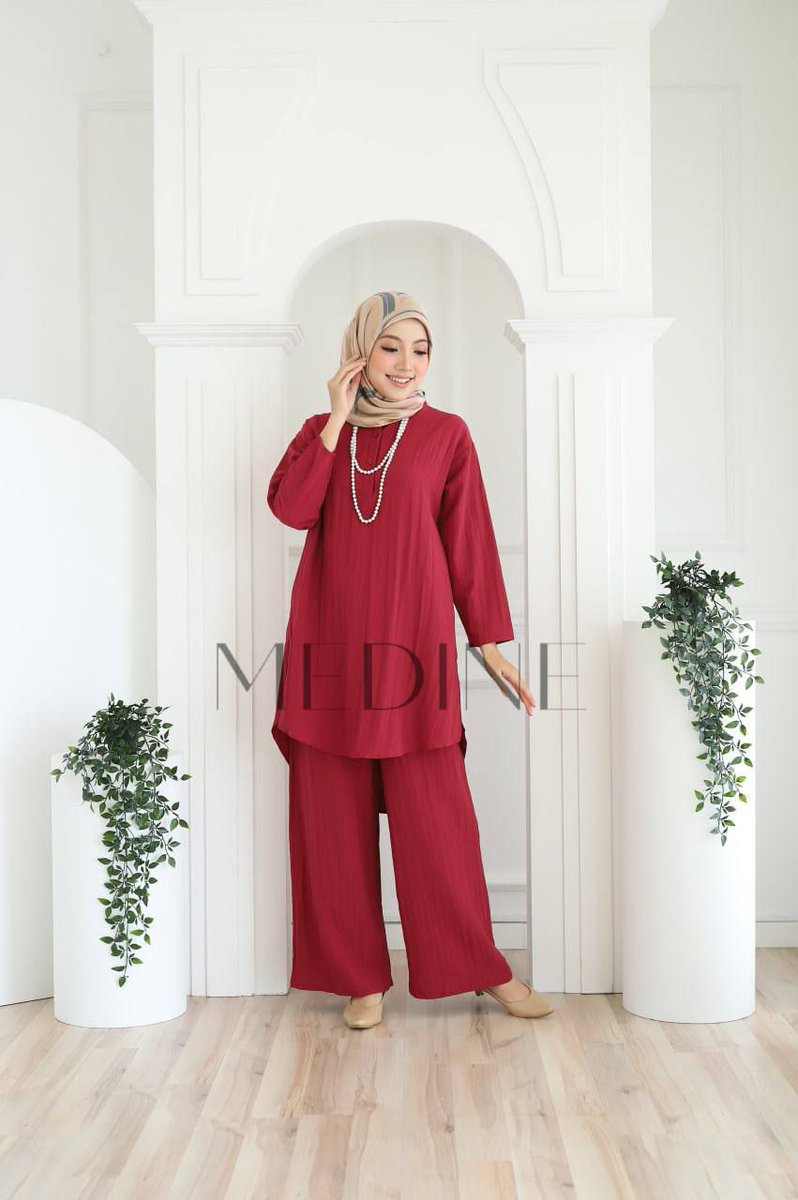shopeesale's tweet photo. Comel sgt kan?!
Bagi uolls yang memang nak suit yang anggun, sopan dan pilihan warna yang banyak, Hannah Set nie wajib ada tau!
Tak sampai 3 minit dah siap!

Berminat boleh wasap 
https://t.co/Cuspua2KCC https://t.co/5TjCu3NCd2