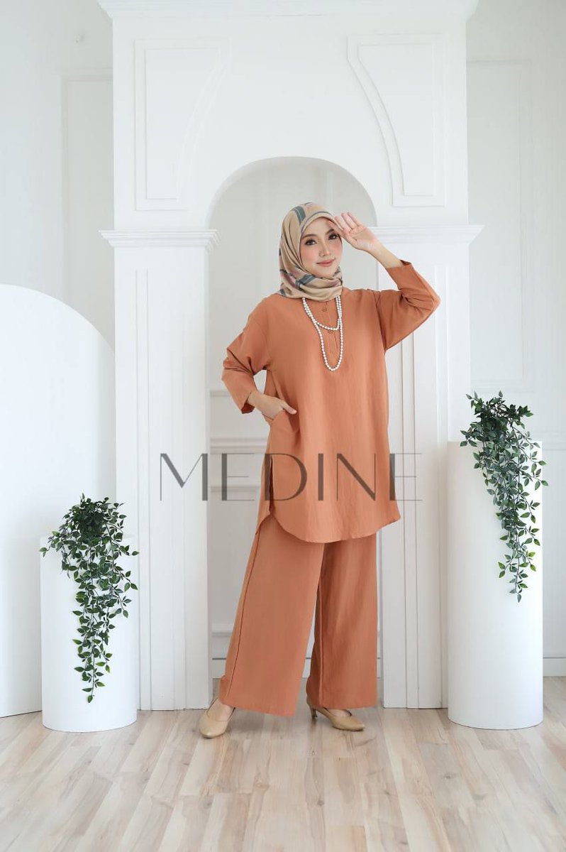 shopeesale's tweet photo. Comel sgt kan?!
Bagi uolls yang memang nak suit yang anggun, sopan dan pilihan warna yang banyak, Hannah Set nie wajib ada tau!
Tak sampai 3 minit dah siap!

Berminat boleh wasap 
https://t.co/Cuspua2KCC https://t.co/5TjCu3NCd2