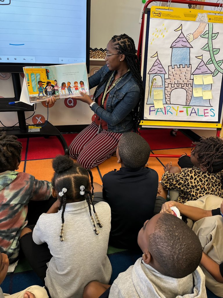 #NationalLiteracyDay @YoungPREP_HISD we read “I Promise” by @KingJames Our scholars made promises to do things to have a great school year. What are you committing to this year? @HISDREADY2RISE @ShanicaMitchell @selenenedrogers @JasmineMcgaffie @MsEdwards85