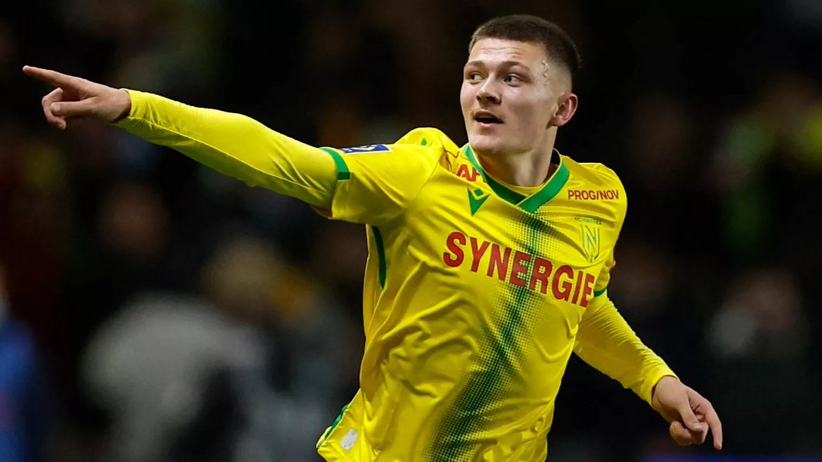 Quentin Merlin est enfin revenu du Stade de France. QUEL MATCH il a fait ! #FCNOLY