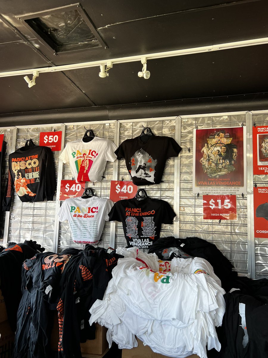 Panic! Updating tweet media