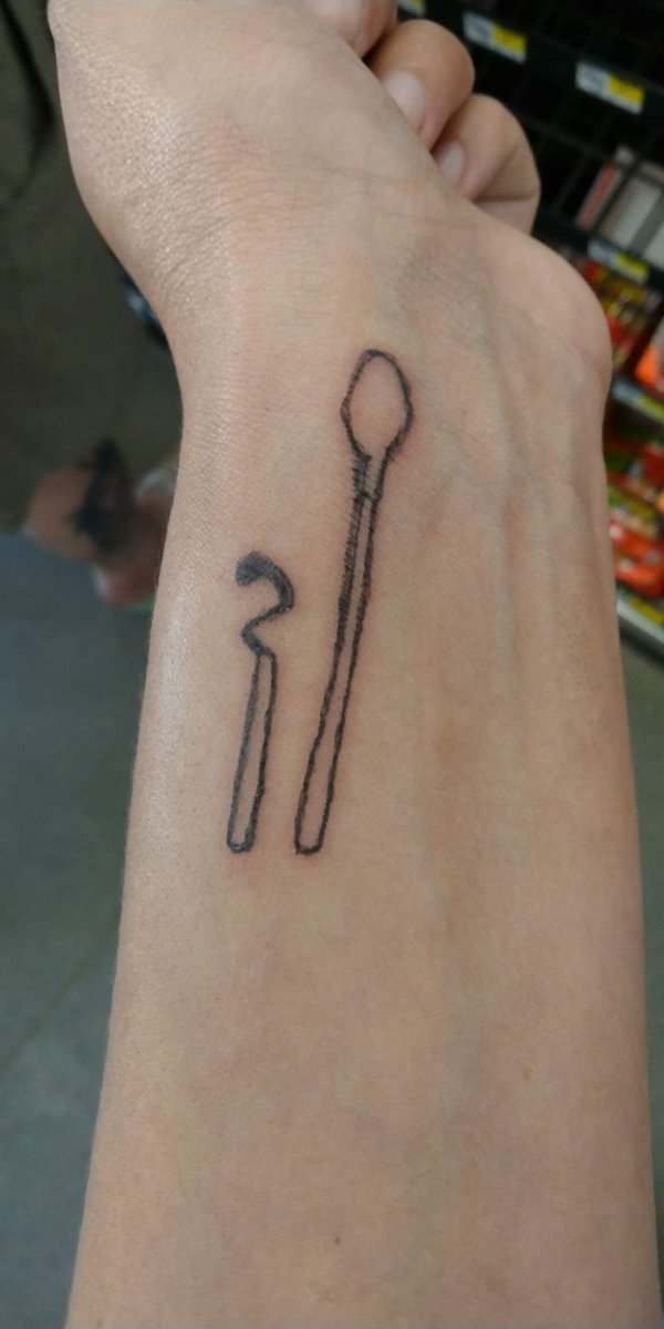 The_BlueLady's tweet photo. Friends and family hmu for your turn in my booth. Are you brave enough to let an apprentice practice on you? (FREE)

#ink #inked #tat #tattoo #match #burnout #apprenticeship #apprentice #mitattooartist #mitattoo https://t.co/OS2lePpnL3