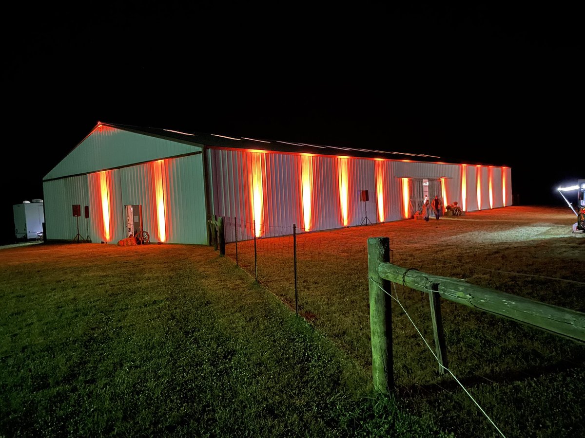 Join us at Willowbrook Farms on 10/20 for the final Songs for Sean 🧡 ✨ 🎤 
•
🎟Tickets are available at the link below! 🎟

seankarlfoundation.org/events/