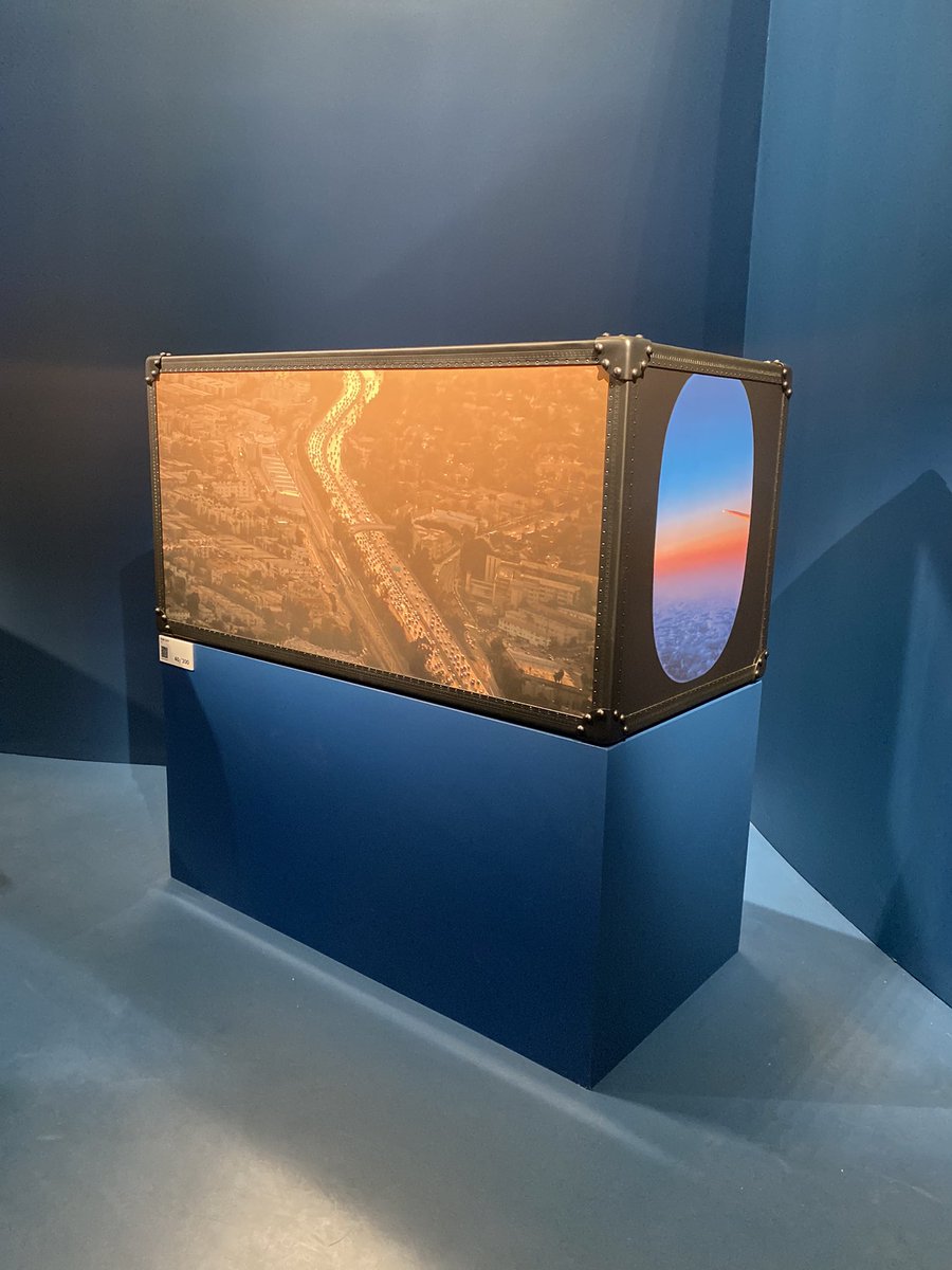 vanityvisits's tweet photo. SO I WENT… AND IT WAS AMAZING #LouisVuitton #200trunks 😍 https://t.co/wHw66D9c5O