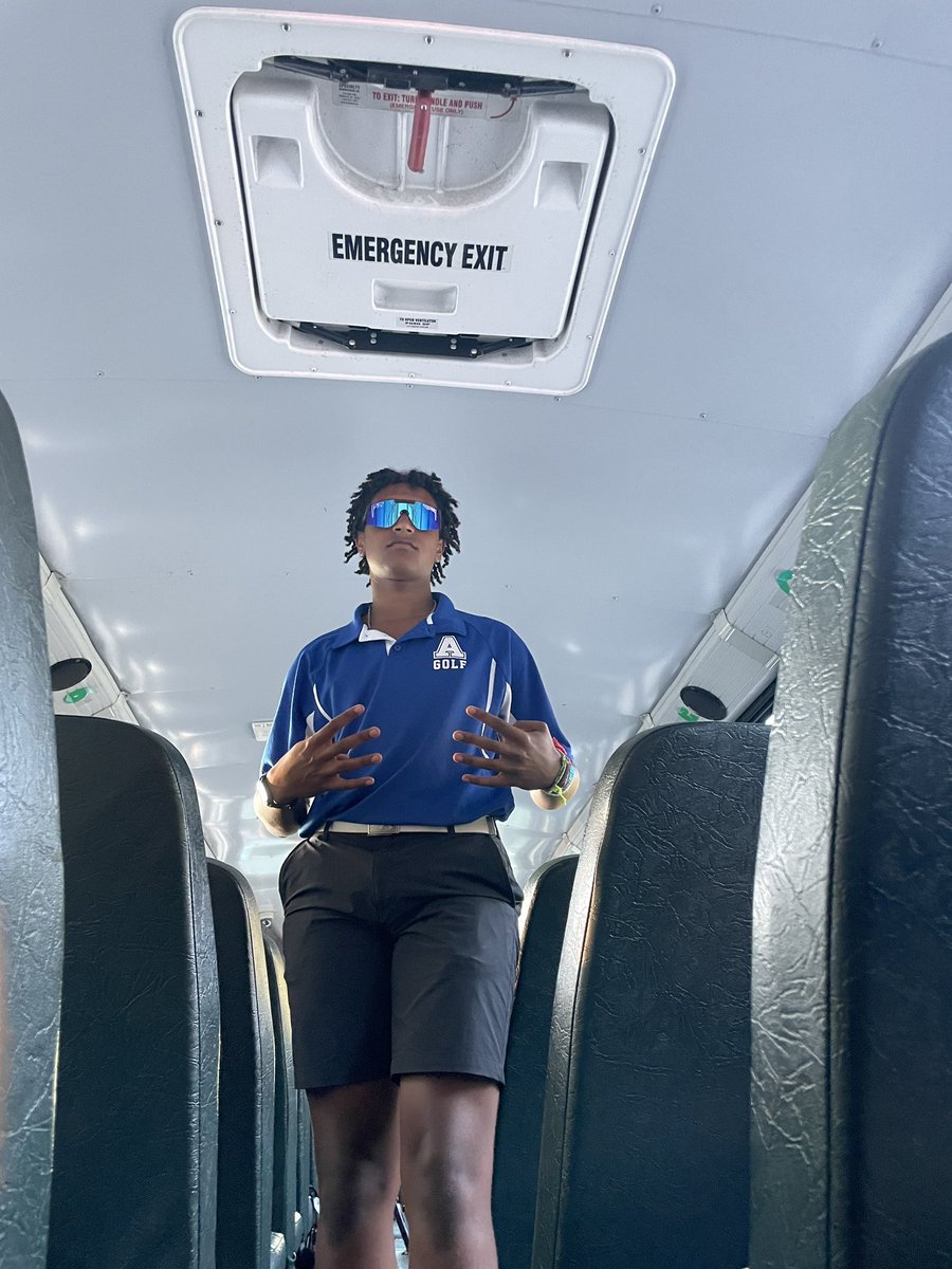 AboroGolf's tweet photo. Huge dub to get in the win column on a tough course. 
Attleboro 177, Taunton 188

Leo 40😉
Carter 44
Brad M 45
Ryan 46 https://t.co/cC0V95FjbV