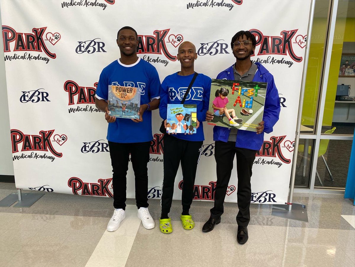 LSUsigmas's tweet photo. This morning, Iota Tau brothers celebrated International Literacy Day by reading to children at Park Medical Academy. We had a great time interacting with the kids! 
#lsusigmas #pbs1914 #bluphi https://t.co/yEgghMYg5q