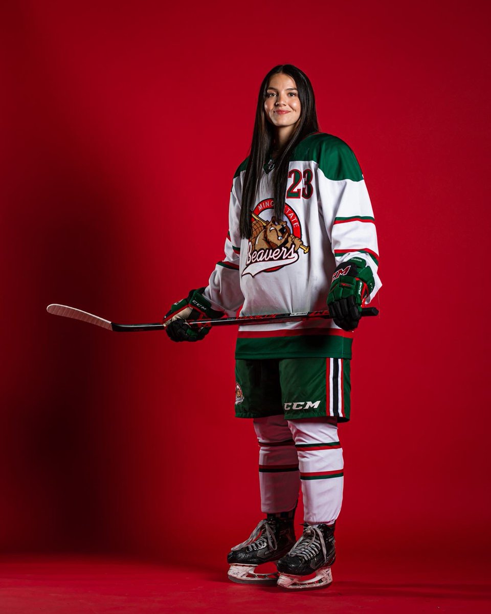 ArbautPhoto's tweet photo. 2022-23 MSU Women’s Hockey Photo Day 09.08.22 https://t.co/Pf1W5KmGMY