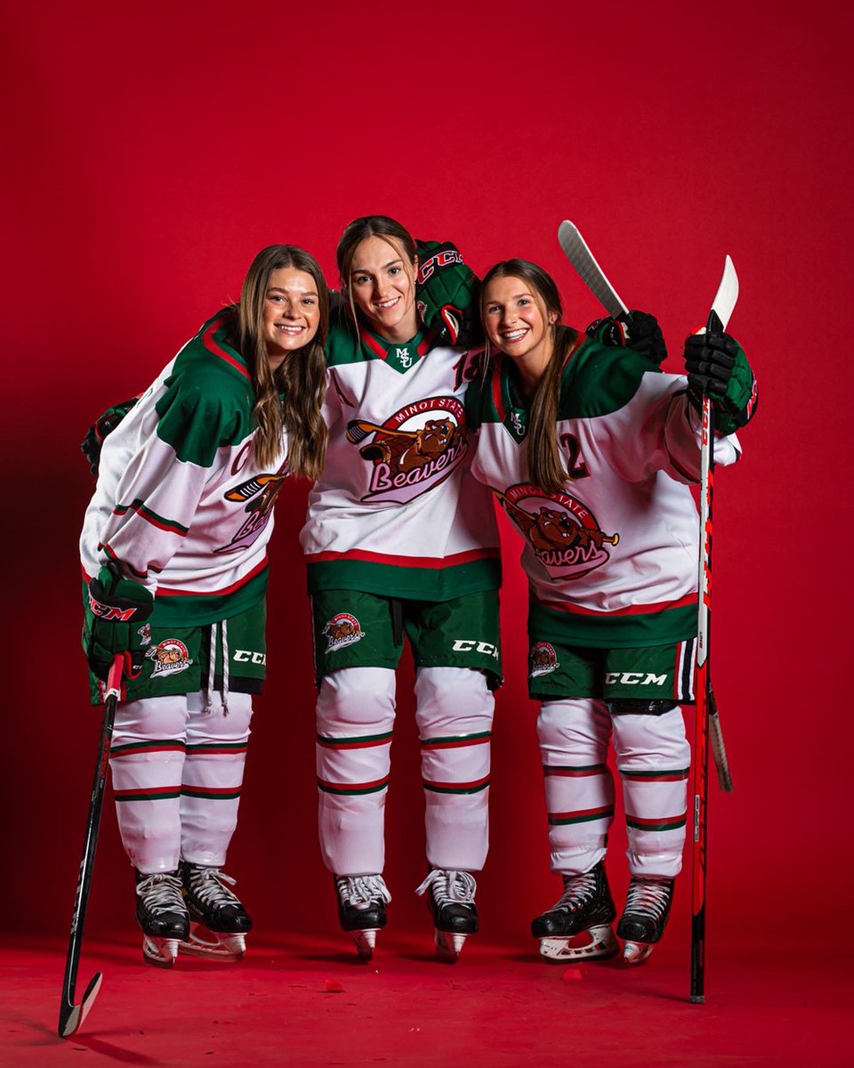 ArbautPhoto's tweet photo. 2022-23 MSU Women’s Hockey Photo Day 09.08.22 https://t.co/Pf1W5KmGMY