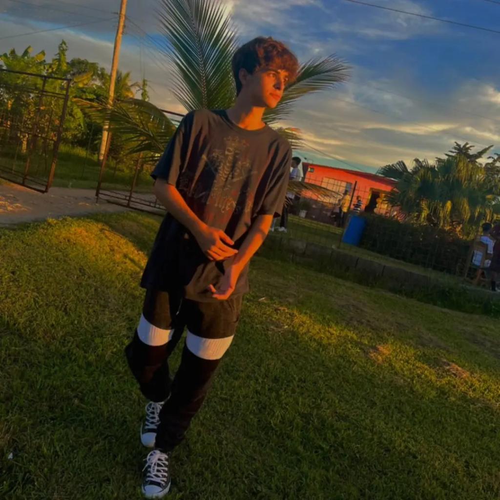 Gsusgt's tweet image. .