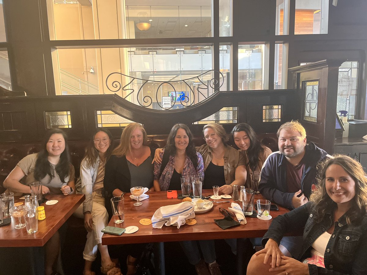 Courtney Demoree tweet media