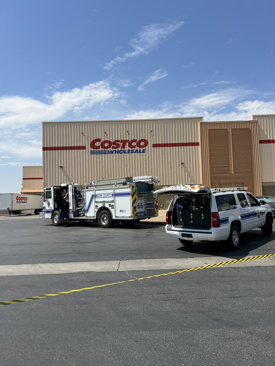 kerncountyfire's tweet image. Costco Incident - HazMat Response

Press Release: bit.ly/3x7aDrm

#kerncountyfiredepartment