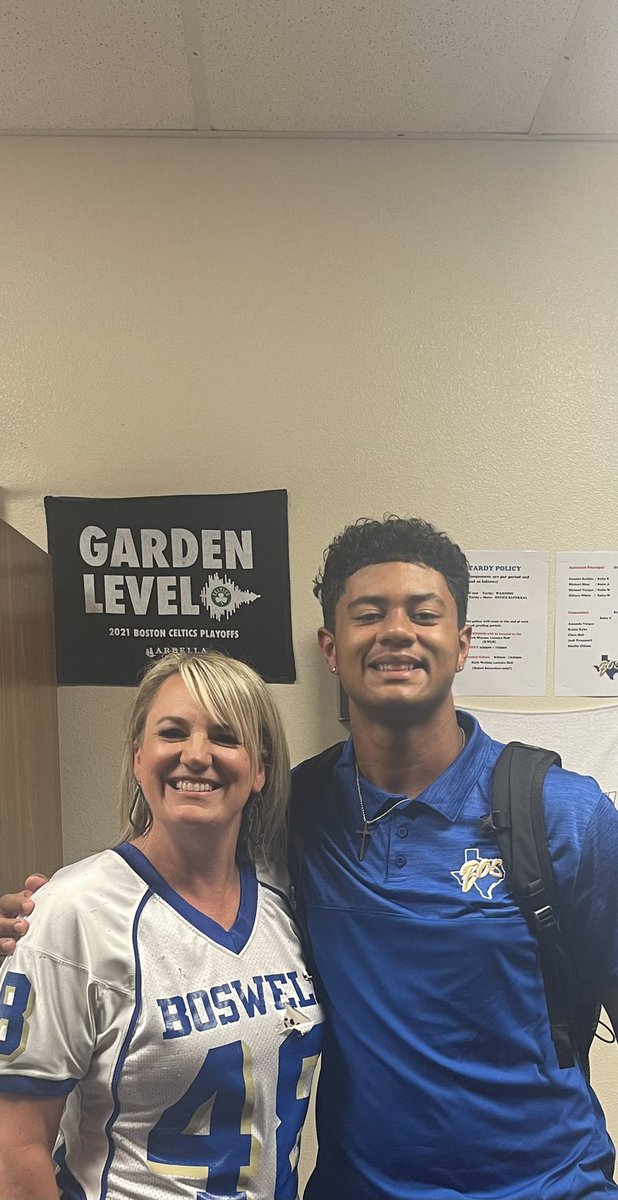 Made my day! Go BOS <a href="/BosFootball/">Boswell Football</a> <a href="/boswellhs/">Boswell High School</a> #proudprincipal