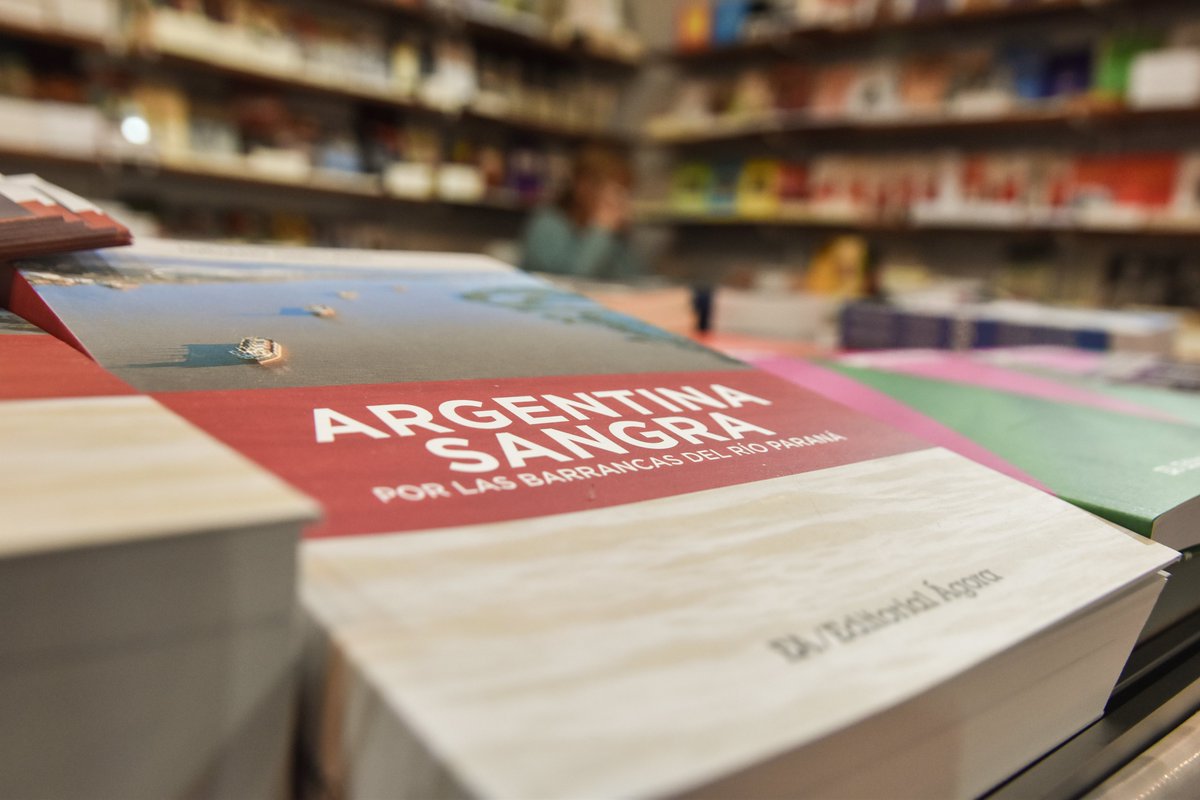 ptpsantafe's tweet photo. 📣 Arrancó la Feria Internacional del Libro - Rosario 2022 !!! 📚🤩📖

Te esperamos en la Libreria Raices-Catari 3er piso n°50

📍Centro Cultural Roberto Fontanarrosa (San Martin 1080)

⏰ Del 8 al 18 de septiembre https://t.co/IyCHMQyE5L