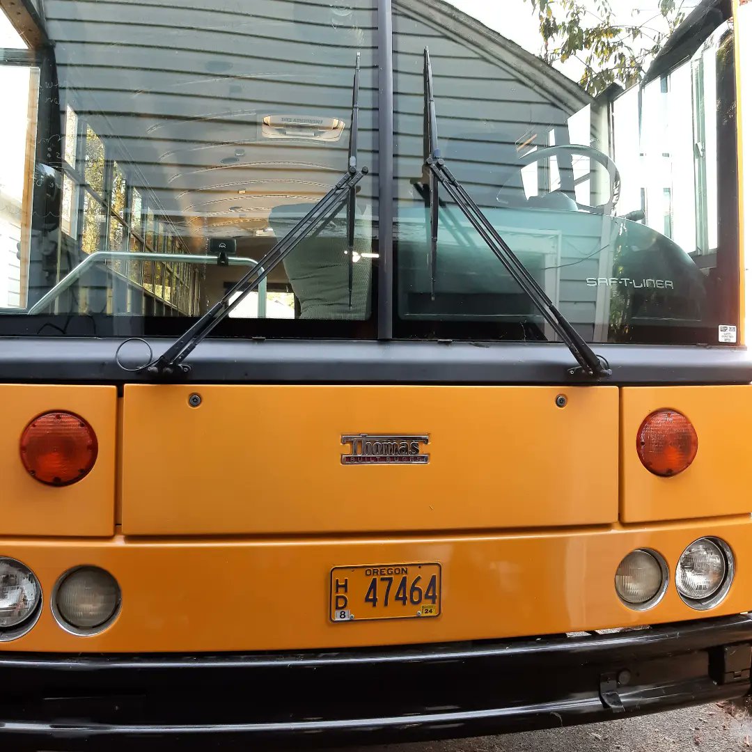 NoRainTheBus's tweet image. Peep those plates.
We're official.
More here》》》instagram.com/p/CiQ1hyuv0uX/
#schoolbusconversion #norainthebus🚍