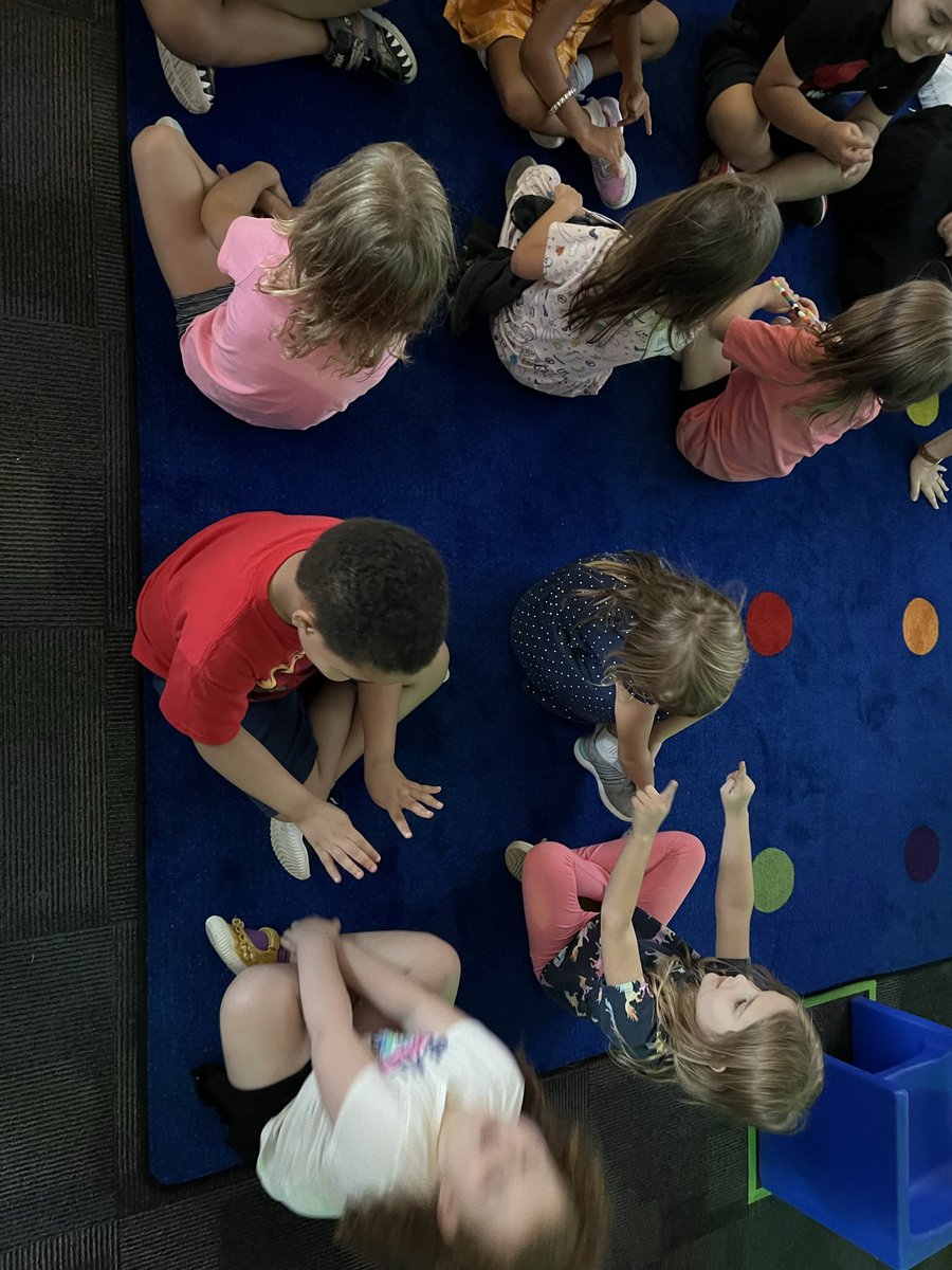 math talk EVERYwhere! Love seeing routines shared during @icoachRoche PD last week showing up all over <a href="/RStar512/">Rising Star Elementary ⭐️</a> #youbelonghere