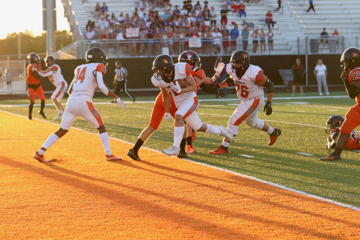 MoorheadSchools's tweet photo. ⚽ Girls soccer played the St. Cloud Tech Tigers in a tight game on Aug. 30 at home. Spuds lost 0-1. 

🏐 Moorhead fell to Champlin Park Rebels 1-3 on Sept. 1. 

🏈 The Spuds travelled to St. Cloud Tech for their season opener to take on the Tigers on Sept 2. Moorhead won 48-12. https://t.co/SAWwQ4bxIS
