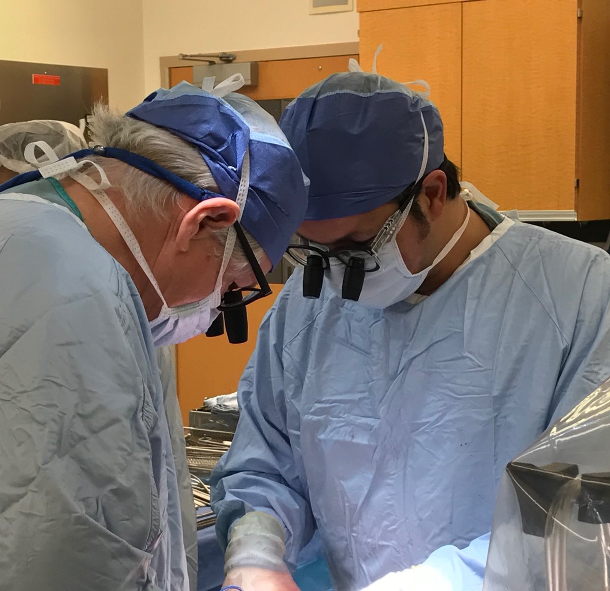 @JCoselli_MD @BCM_Surgery @BCM_Thoracic I am honored to have the privilege and opportunity to call you a mentor, partner, and friend.
#aortaEd @BCM_Surgery