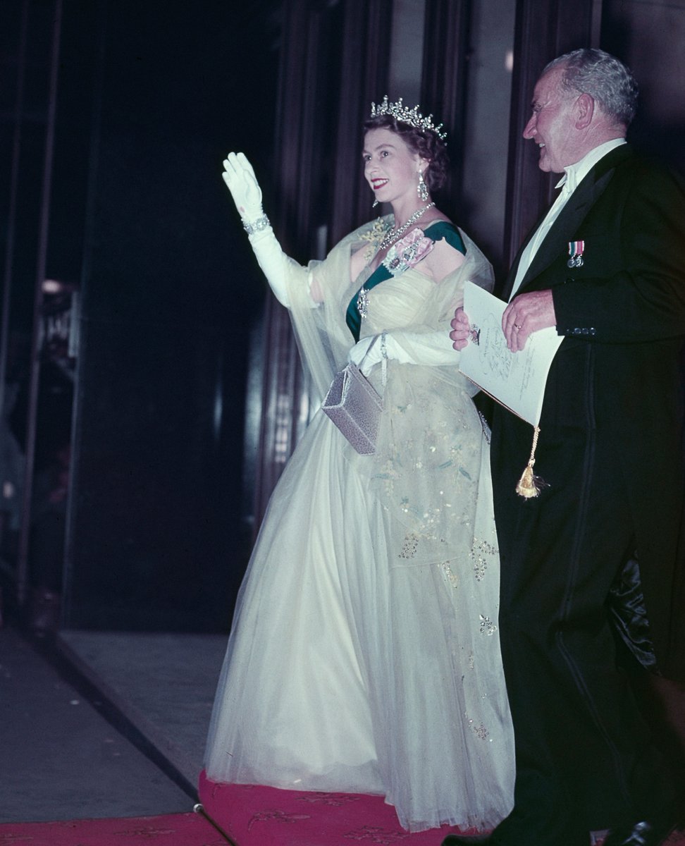 FashionWeek's tweet photo. Our heartfelt thoughts and prayers go out to the Royal Family, the entire Commonwealth, and its peoples. Her Majesty, Queen Elizabeth II guided the monarchy through challenging times and was for many a beam of hope in an unprecedented world. Rest In Peace. 🤍 https://t.co/ArSG4tydVT