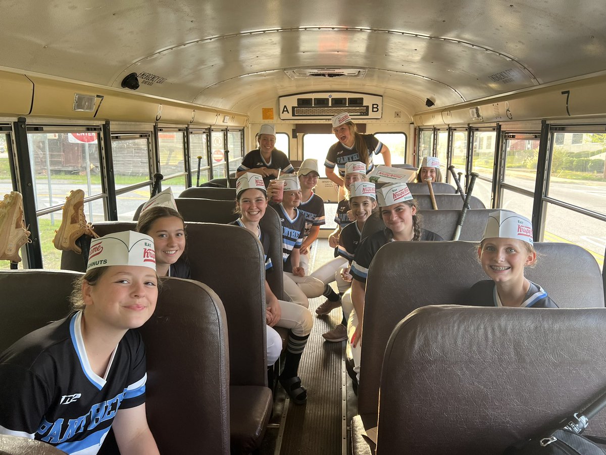 SMHSFastpitch's tweet photo. A successful business trip to Riverdale isn’t complete without a stop at Krispy Kreme! Lady Panthers beat Riverdale 16-0! #Attack #SMentality https://t.co/BmOB3JupEL