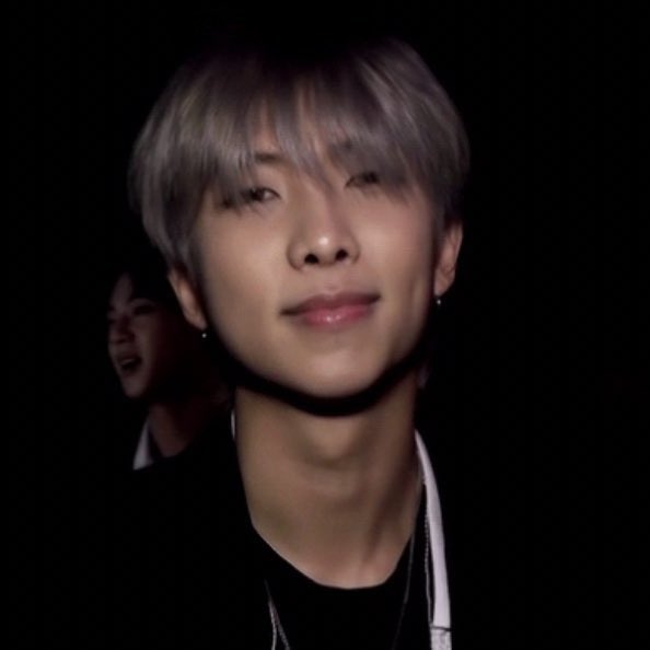 kkukstudio's tweet photo. 🥇1st place - 9386 votes (39.7%)

silver hair namjoon https://t.co/6cGd0mEGtd