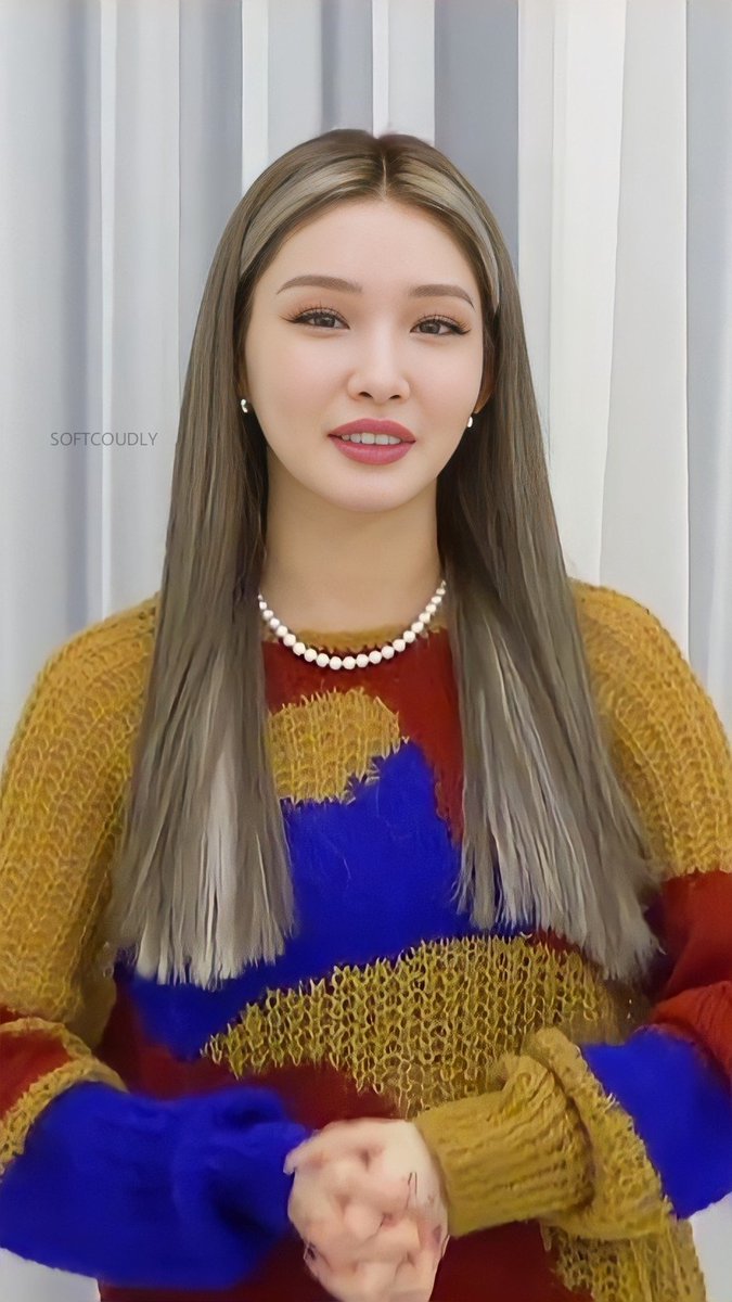 softcoudly's tweet photo. #CHUNGHA #김청하 #청하 #kimchungha  @CHUNGHA_MNHent https://t.co/AXvH4aCkdC