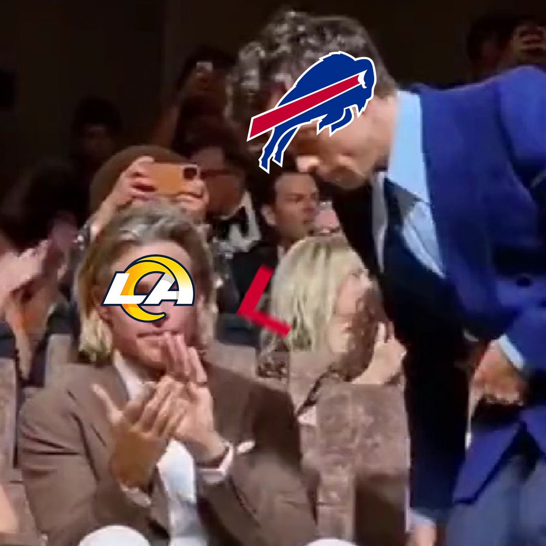 BuffaloBills's tweet photo. We weren't worried, darling.

#BUFvsLAR | #BillsMafia https://t.co/SnUtoNJRUT