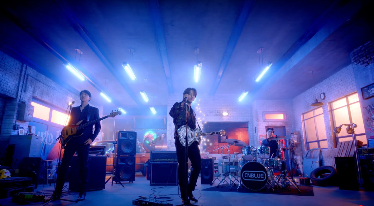 dailyCNBLUE's tweet photo. [#CNBLUE #씨엔블루] https://t.co/PY4v9xa4SB