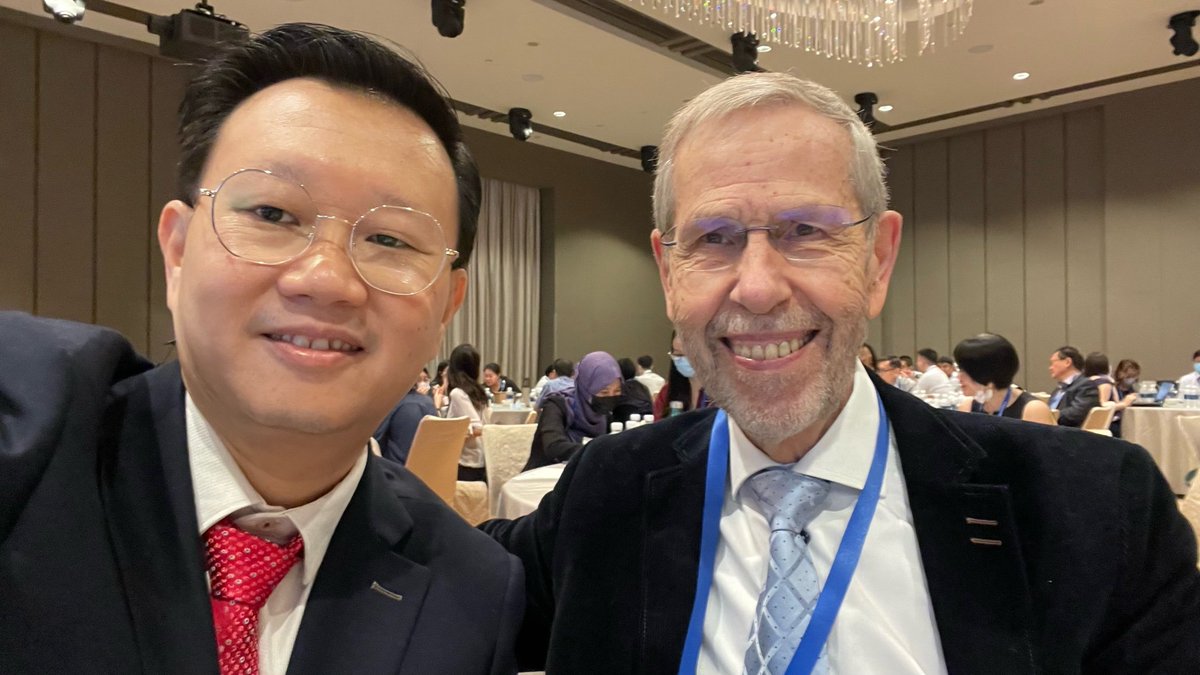 Mr Silas Sng, Commissioner for Workplace Safety and Health and Jukka Takala at "16th Singapore Public Health and Occupational Medicine Conference". Occupational diseases are common - Common diseases are Occupational