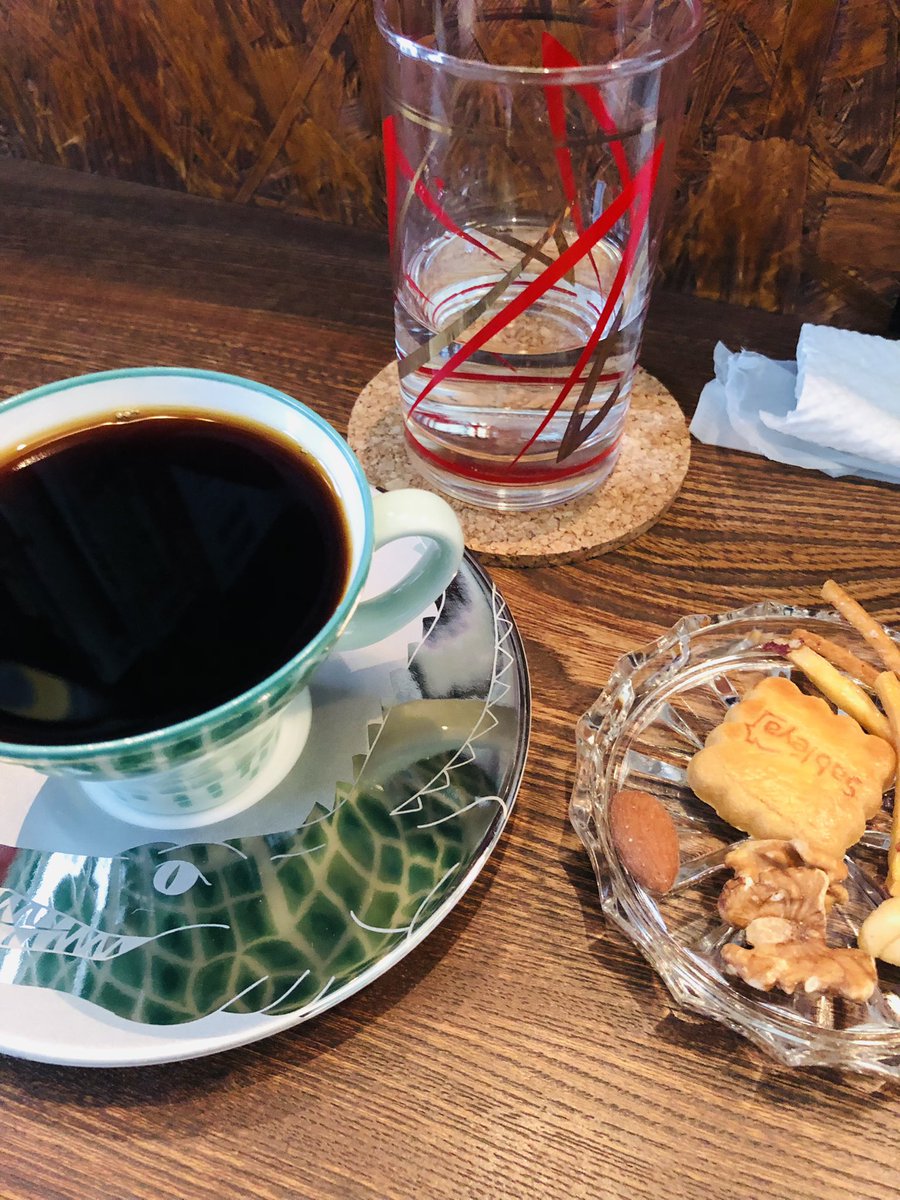 SunMooN_Taiwan's tweet photo. 愛知県蒲郡市の喫茶スロース🦥に行ってきました。2019〜2020年に台湾を歩いて一周(環島)した清水さんのお店です。
ゆっくりくつろげる空間で、自家焙煎の丁寧に淹れられたこだわりのコーヒー☕️、めちゃくちゃ美味しかったです。お近くに行かれた際は是非お立ち寄りください♪

https://t.co/ELv7w3myiQ https://t.co/5SmFy8VcfE