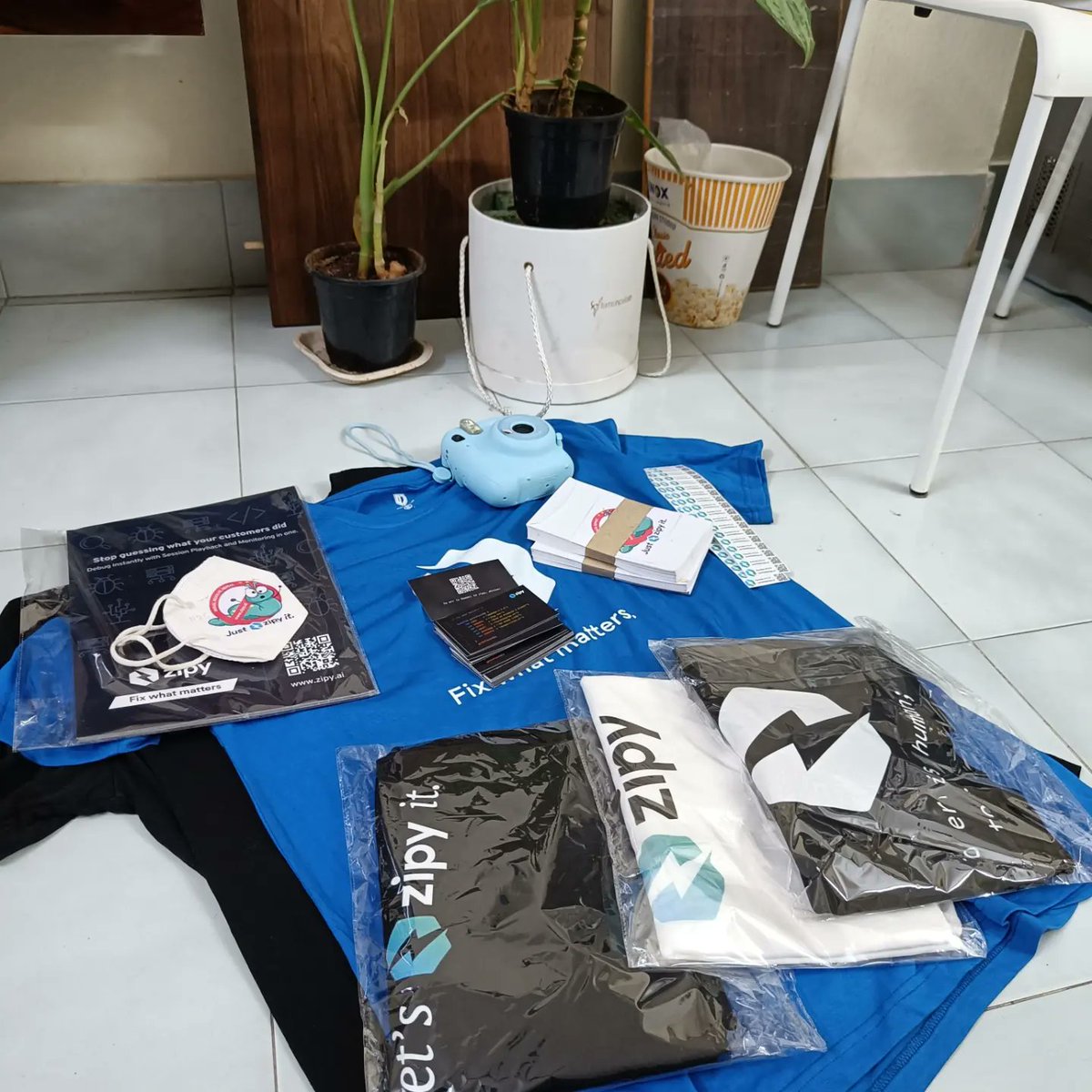 MSNKarthik's tweet photo. With all the last minute running around, printing swag, cutting / pasting QRs on Envelopes, putting laptop stickers on N95masks, back & forth on a 1000 ideas, entire team pitching in, even families helping out, @zipyai is ready to showcase @ our 1st ever @saastr. Zip Zip Zipyyyy! https://t.co/DajNgAl05W