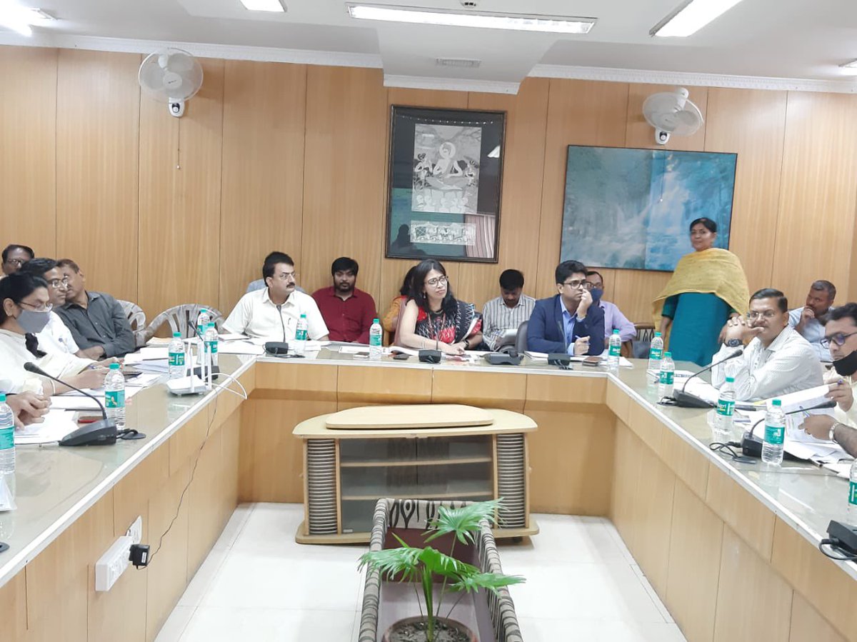 SanyuktaSam1's tweet image. लखनऊ में #SDGIndiaIndex की कार्यशाला आयोजित करते हुए सभी 35 विभागों के साथ #SDG Reform Action Plan की रूपरेखा पर चर्चा और गहन समीक्षा की ! उत्तर प्रदेश -सतत विकास लक्ष्यों में ठोस प्रयासों से अग्रणी रहेगा !