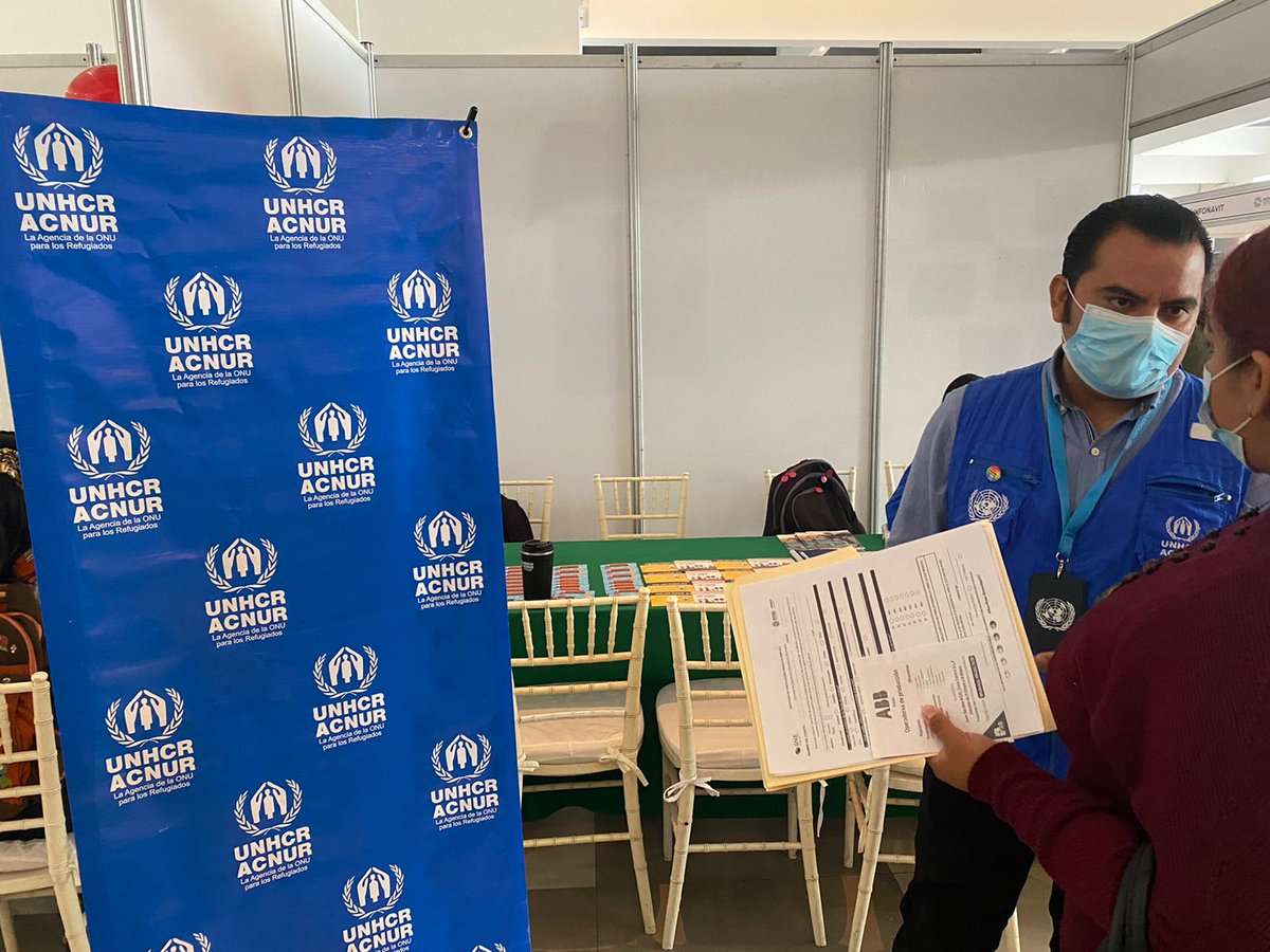 LiliaZalasar's tweet photo. Hoy en @AcnurMexico #SLP 
1. Estuvimos en la Feria Nacional del Empleo para la inclusión Laboral de la Juventud de la @STPSSLP
2. Tuvimos una capacitación para la inclusión laboral de personas refugiadas, impartido por @SNESanLuis 
3. Acompañamos a entrevistas de trabajo.🤗 https://t.co/A9hpNiWEni