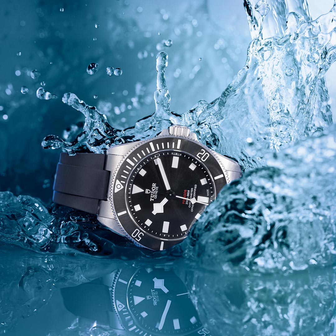 benbridgejwlr's tweet photo. @Tudor Pelagos 39, 39 mm grade 2 titanium case, black sunray dial. Manufacture Calibre MT5400. Five year Guarantee. #TudorWatch #BornToDare #AuthorizedTudorRetailer #BenBridgeJeweler https://t.co/YUtFOhAD5n