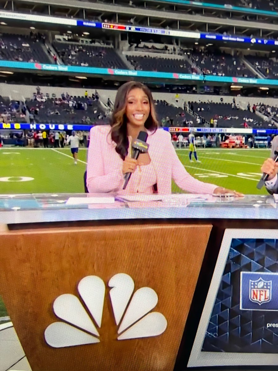 Hankin’ Harvo🗣🍼 on Twitter "RT FOS The new host of NBC's 'Football