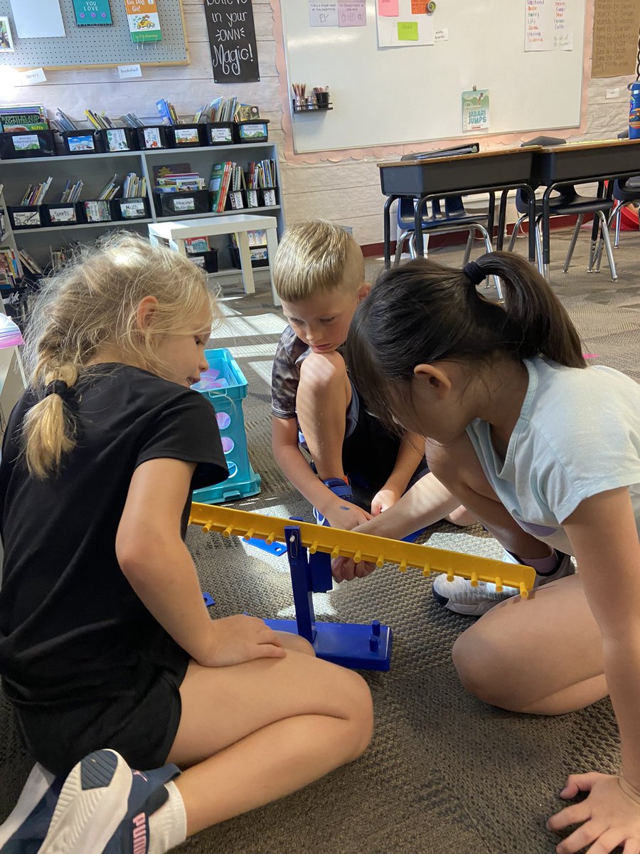 Toro's 1st Graders tweet media