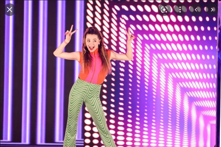 Dancing with Myself by Shakira tweet media