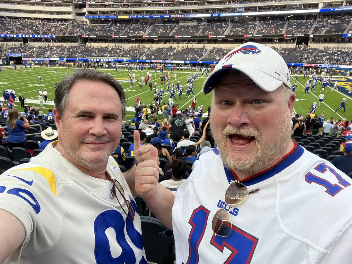 PatrickJDonVito's tweet photo. Go Rams!! # RamsHouse https://t.co/GG38pLkmKv