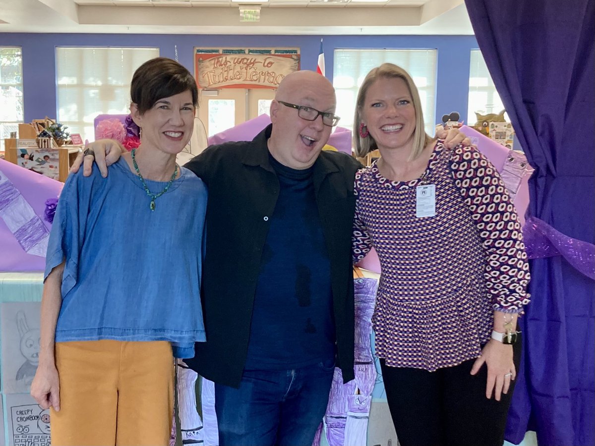 Today we had the honor of hosting #creepycrayon author ⁦@areynoldsbooks⁩! He had us all cracking up! Students learned about his process and creepy inspiration. Thank you Ms. Sposeep for your leadership! 💜📚👏🏻