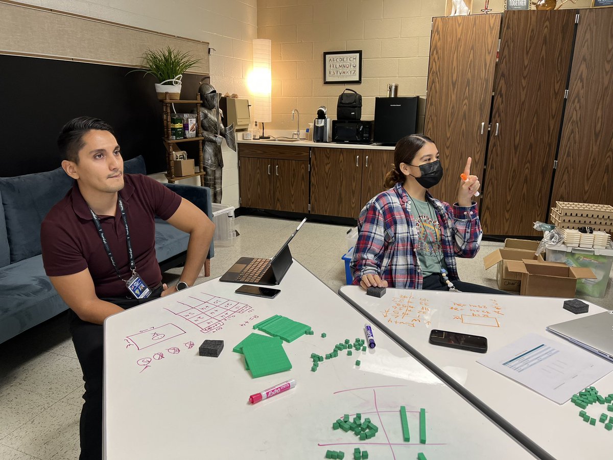 Linda Olivarez tweet media