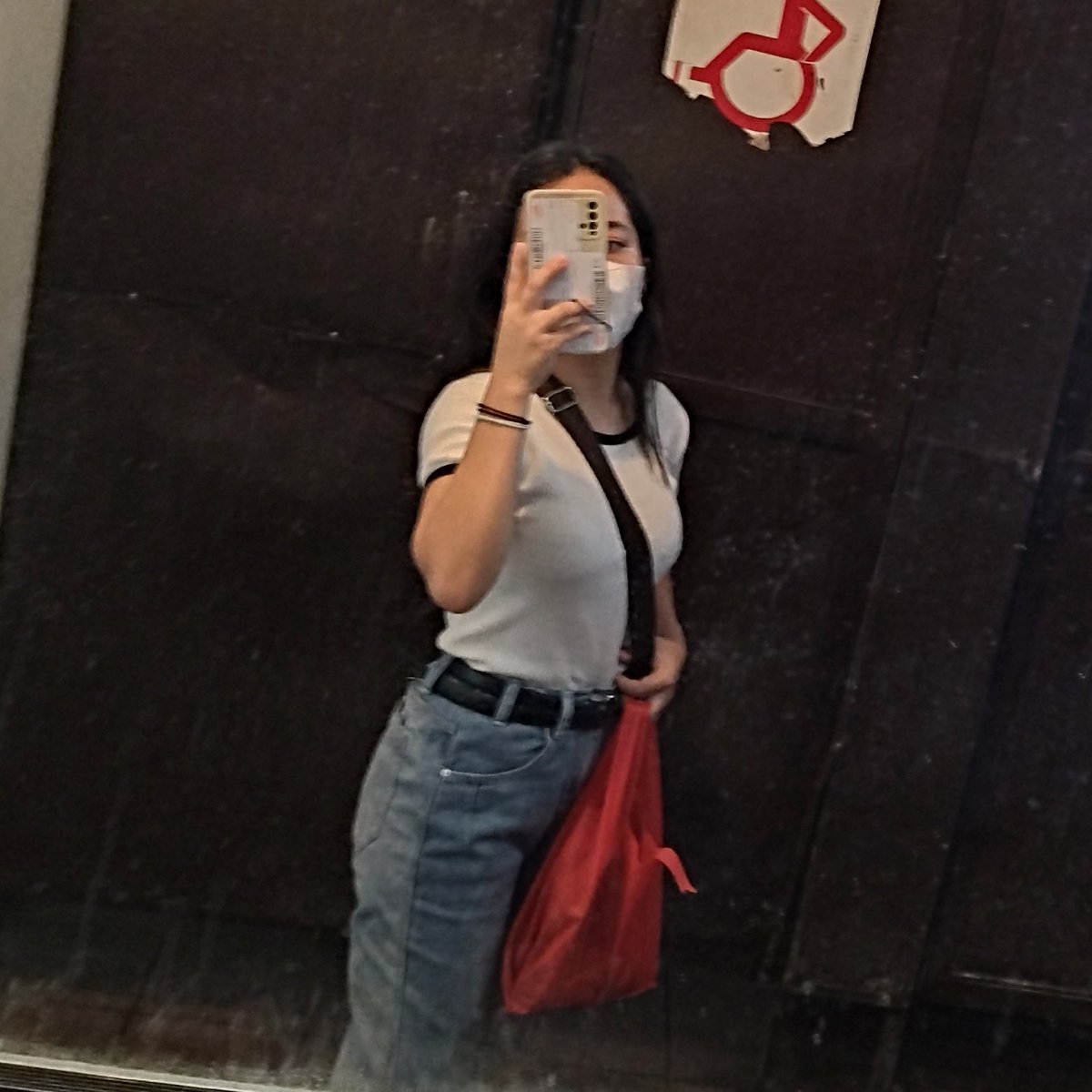joyieeeeeh's tweet photo. hi https://t.co/LjOXmRlIgZ