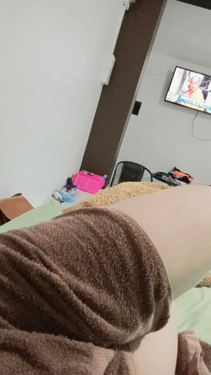 Pleng_240860's tweet photo. เช้าแหละ อาบน้ำทำงานต่อ🤣😥🌧️ #โสดเกินปุ้ยมุ้ย #เหงาจัง #เด็กอ้วน #ไม่สบาย https://t.co/F2x5ySSCBz