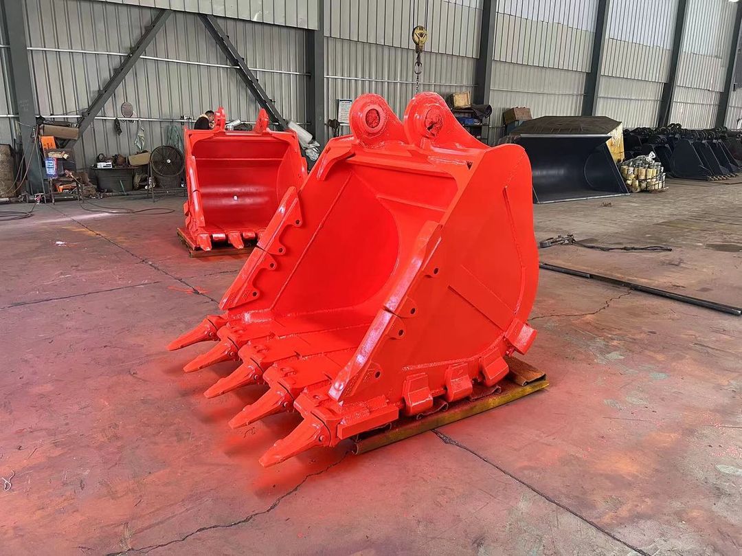 alex69649500's tweet photo. 日立ZX350バケット耐耗型日本向け出荷中?品質が良くて、お客様から再発注頂きました。
①容量:1.4方;②歯板NM50mm;③側板NM30mm;
#日立 #日立建機 #zx350 #重機修理 #建機修理 #解体工事中 #建機 #建機機械 #工事中 #バケット修理 #バケット #バケット修理加工製作 #バケットクローラー https://t.co/dSxwwuh5N1