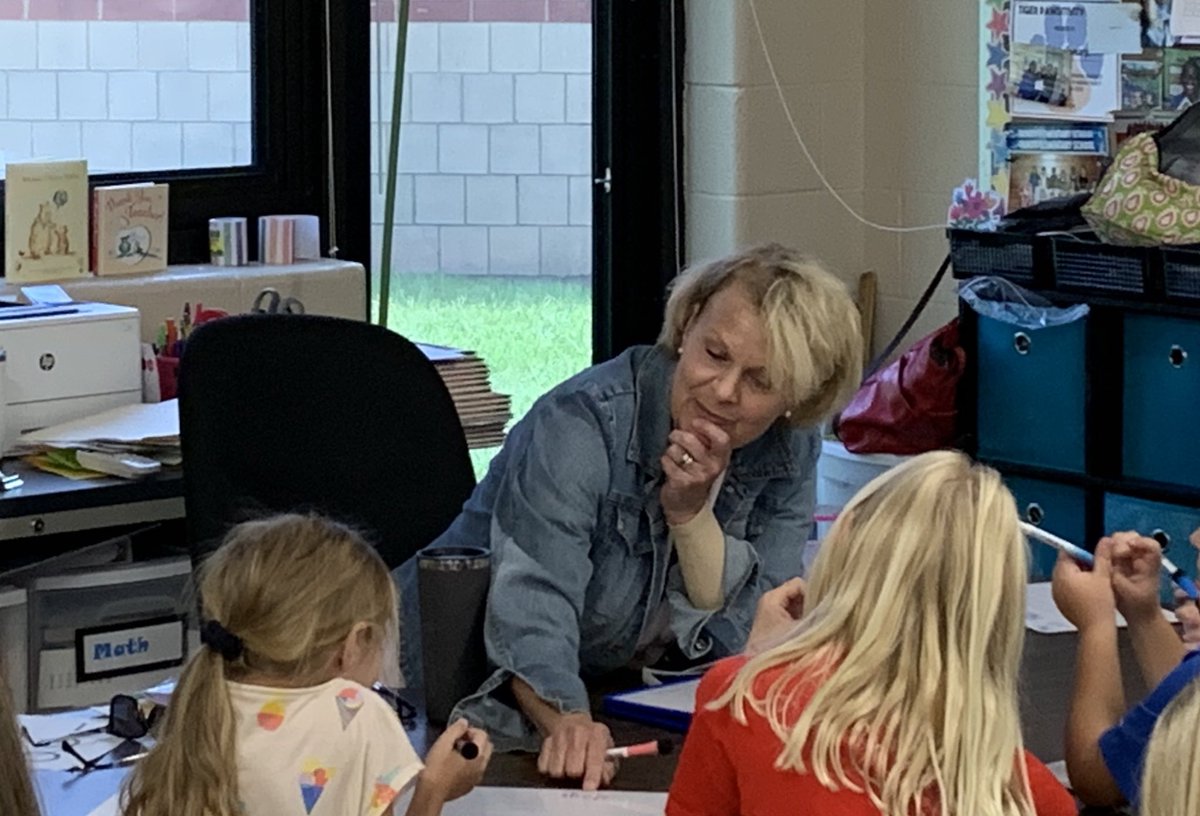 Laura LaChance tweet media