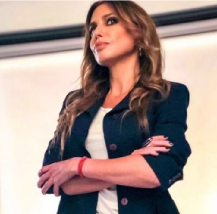 GRACIELAALEGRE4's tweet photo. Guadalupe Vazquez ganó el juicio q' hizo x censura a K5N O sea Lopez y De Zouza. La echaron x dar la inflación real q' habia y decir, estando Moreno, q' el control de precios no servía
La trompearon y amenazaron días antes de declarar. Lo hizo igual
Y GANO! https://t.co/SR93G5Q1iy