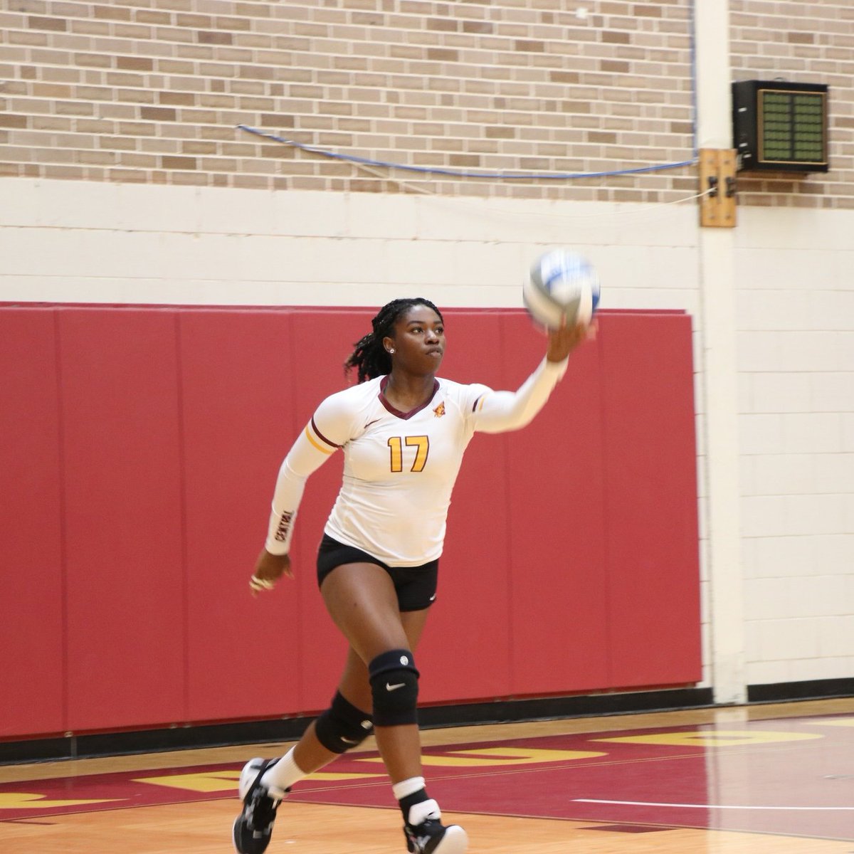 GO_MARAUDERS's tweet photo. Final Score: 

Kentucky State defeats Central State, 3-1 (25-17, 22-25, 15-25, 13-25) 

Box Score - https://t.co/qwvSt341Pc https://t.co/iGuG6Fwp6j