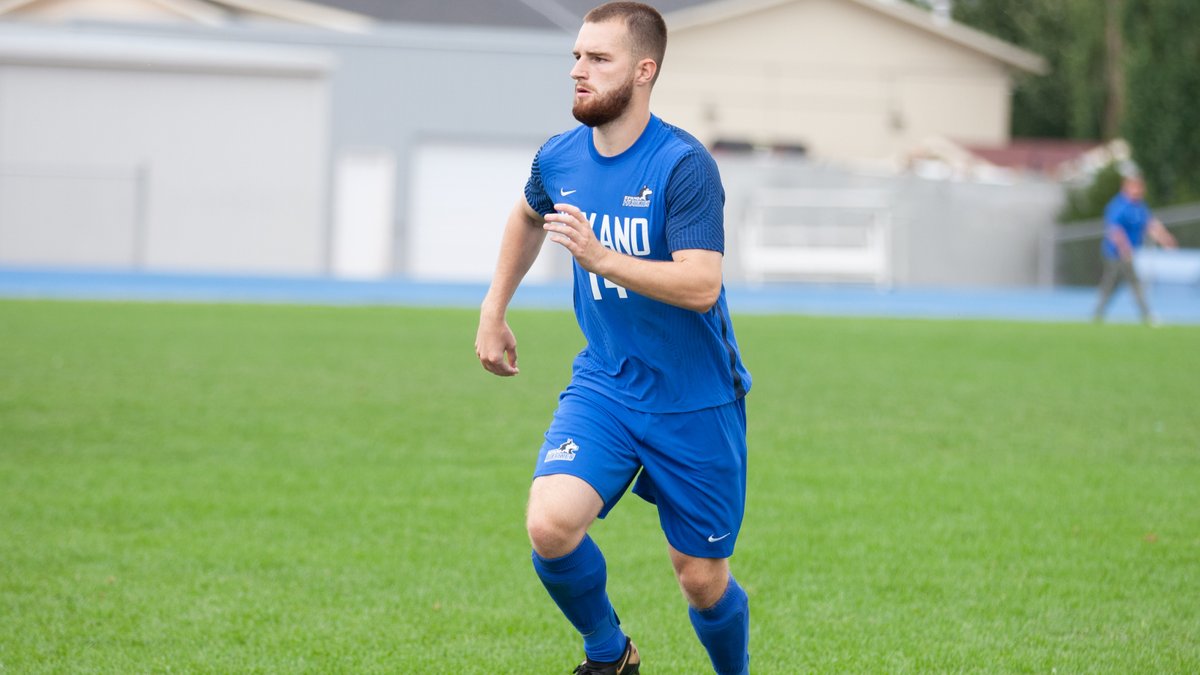 From England to Fort McMurray, Jacob Marshall has been going the extra mile for the growth of the Men's Soccer Huskies. 

FEATURE 📰 | keyano.prestosports.com/sports/msoc/20…

#PrideInThePack | #ACACSport