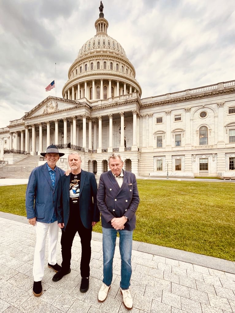 Phil Manzanera tweet media