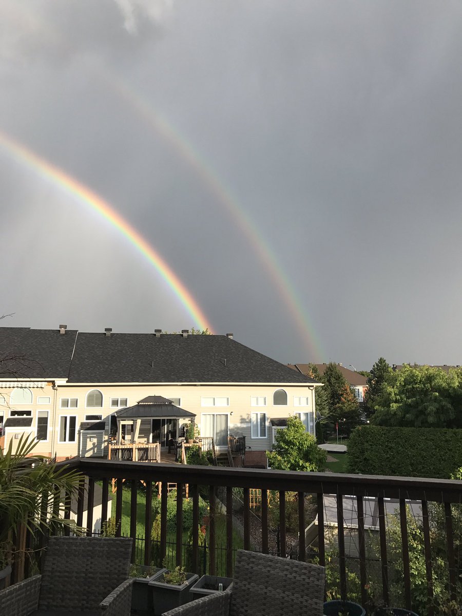 JenferOz's tweet image. Took this five years ago today when my Dad died. Child of two genocide survivors, he was a union organizer, a community builder, a mentor, always the first to give mutual aid even when we had very little to give; the kindest man I’ve known. Miss you, Baba.