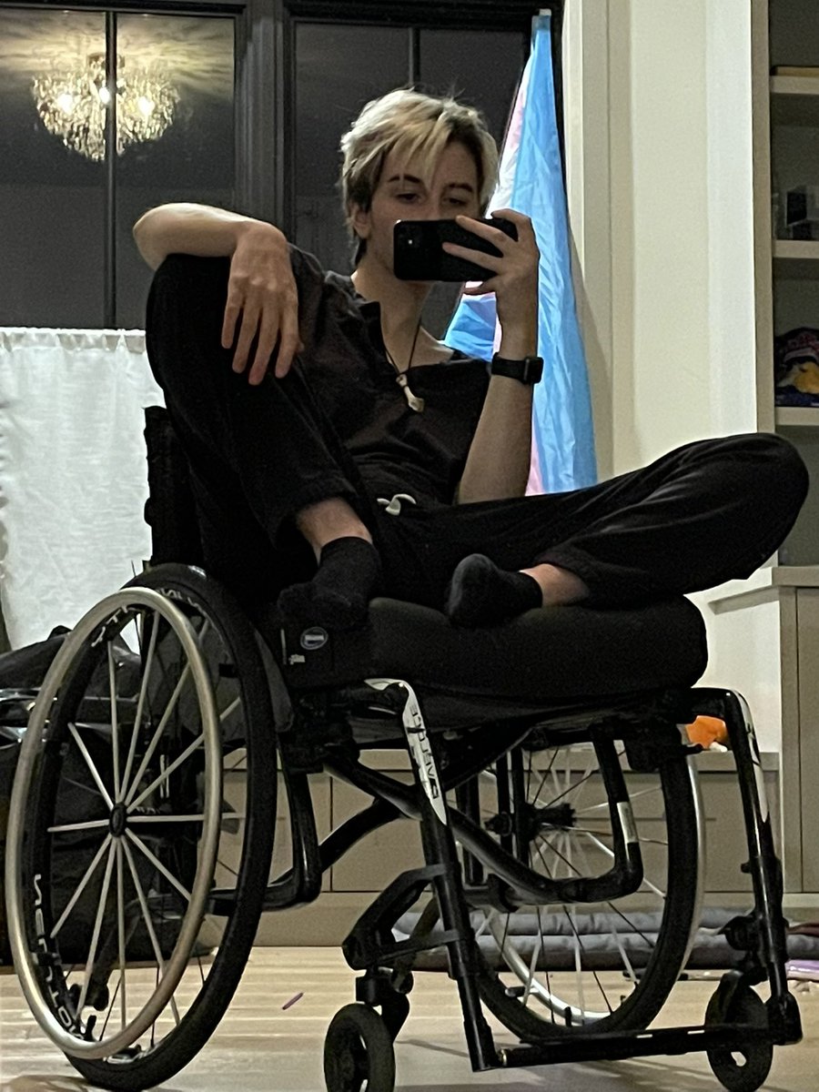 nephyrus's tweet image. i just think that wheelchair users &amp;gt;&amp;gt;&amp;gt;